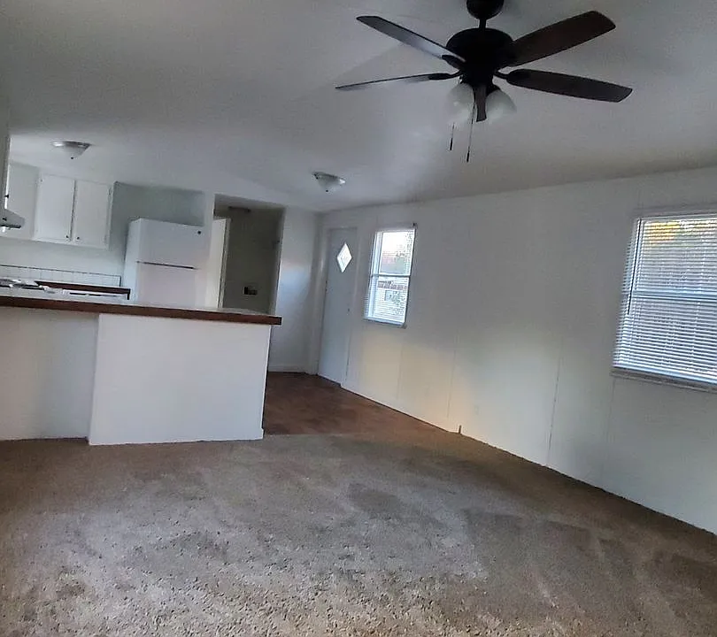 1009 Jacks Dr