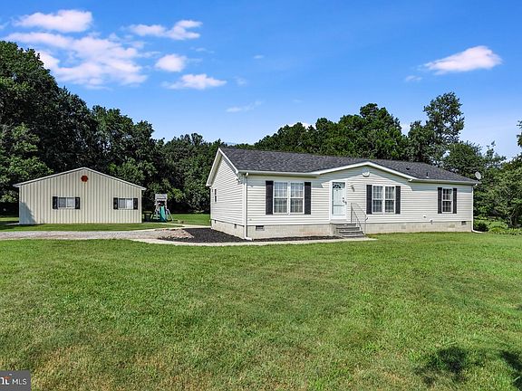 2nd image of 8278 Gumball Ln