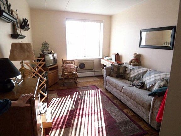 3rd image of 1101 Midland Ave APT 222