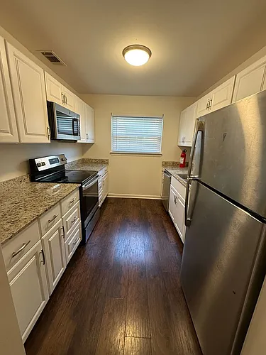 1414 Jasper Ave Photo 1
