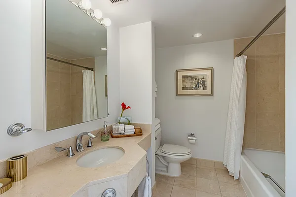 Rented by Triumph Property Group | media 16