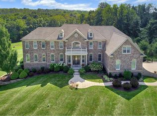 24 Hayhurst Dr, Newtown, PA