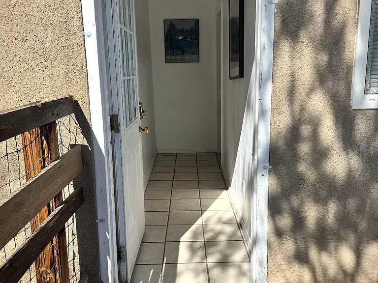 1122 Truman St SE #B — Photo 9