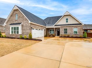 1286 Charleston Dr, Prattville, AL 36066