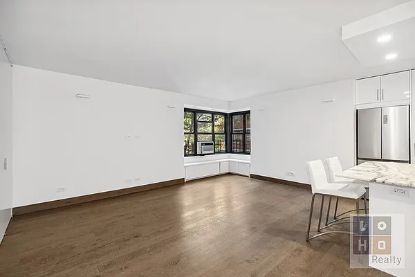 Rented by LoHo Realty | media 6