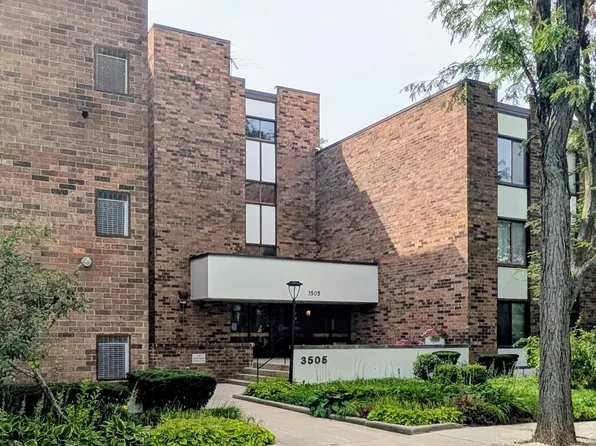 3505 Lakeview Dr APT 104, Hazel Crest, IL 60429