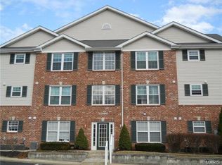 11095 Gravois Rd APT 101, Saint Louis, MO 63126