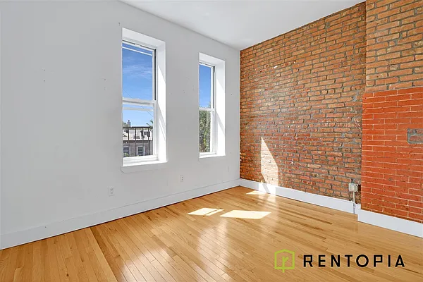 Rented by Rentopia | media 10