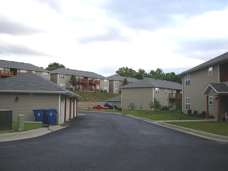 160 Knowledge Ave #B — Photo 22