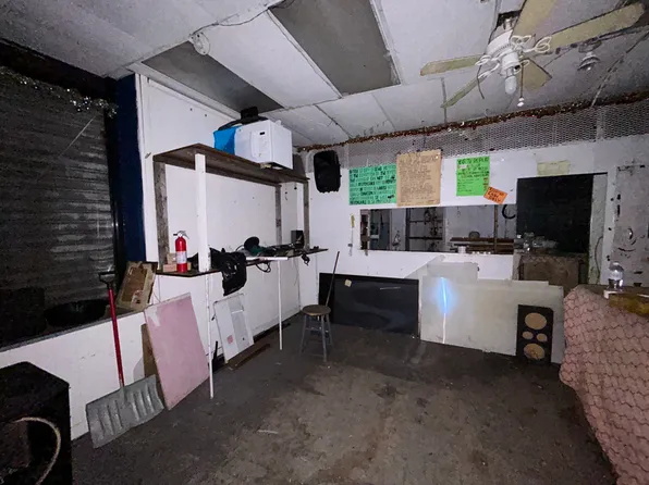 4424 Third Avenue image 33 of 33