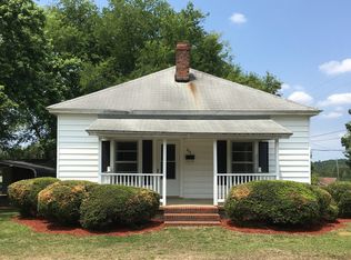 204 N 17th St, Erwin, NC 28339