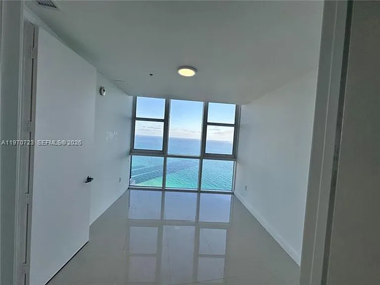 18201 Collins Ave #CU-4808 — Photo 20