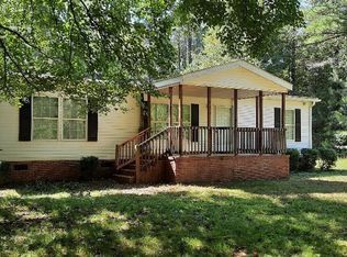 1686 Boozer Dairy Rd, Chappells, SC 29037