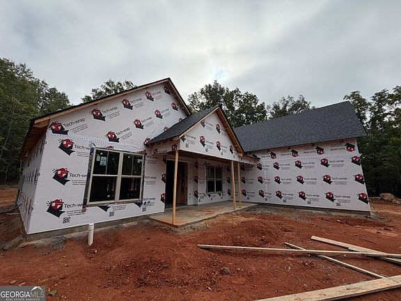 2nd image of 16 Unbridled Rd