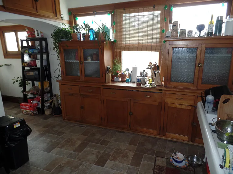 3466 N Downer Ave — Photo 13