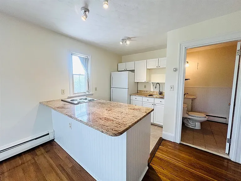 189 Concord Ave #3 — Photo 3