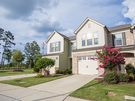 2nd image of 103 Tuftin Dr
