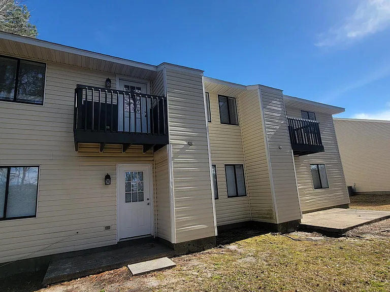 201 Shipman Rd #K-44 — Photo 13