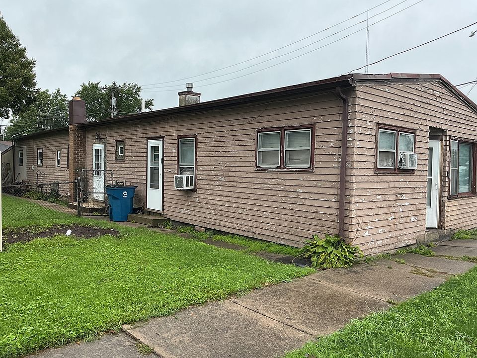 2nd image of 3412 Emerald Ave