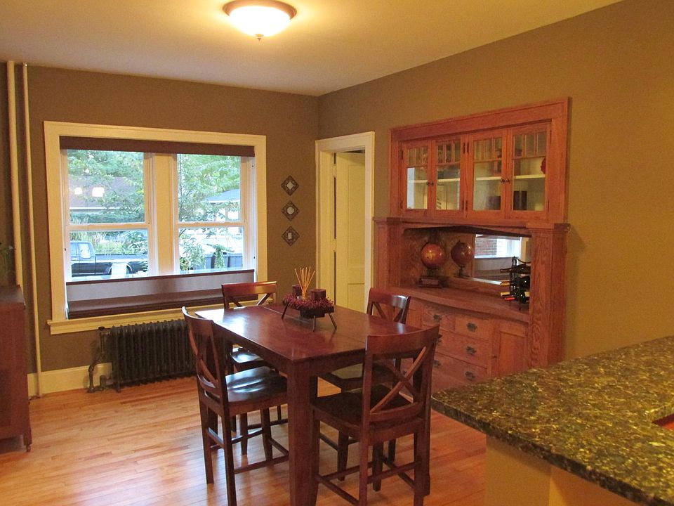 1st image of 2300 Girard Ave S APT 104