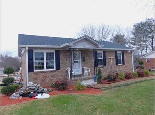 532 Fraizer St, Smithville, TN 37166