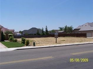 2080 Stroud Ave, Kingsburg, CA 93631