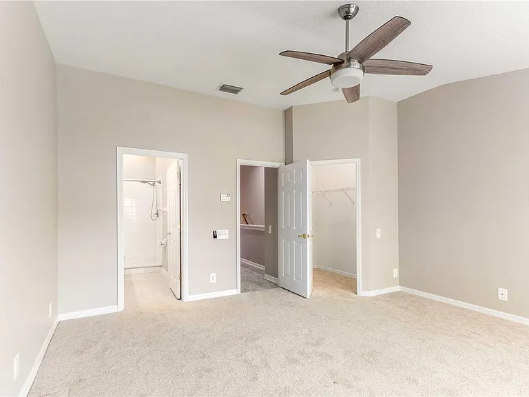 3326 Covered Bridge Dr W — Photo 21
