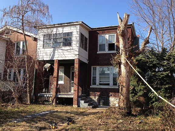 3rd image of 2610 N Euclid Ave