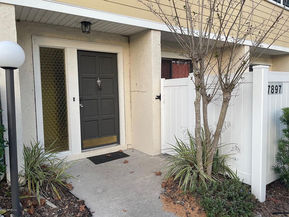 1st image of 7897 Bahia Vista Ct