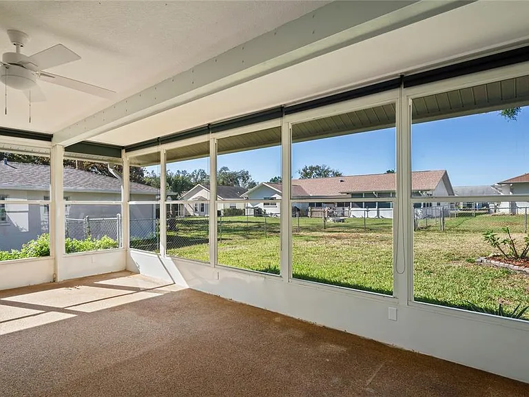 8312 Roxboro Dr — Photo 28