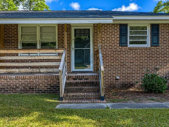 3rd image of 1716 Brantley Dr #A
