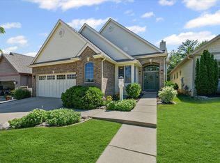 2512 Prairieridge Pl, Champaign, IL 61822