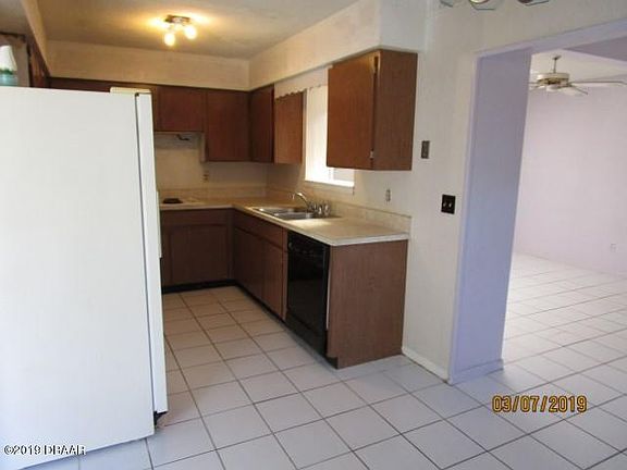 4th image of 437 Flormond Ave
