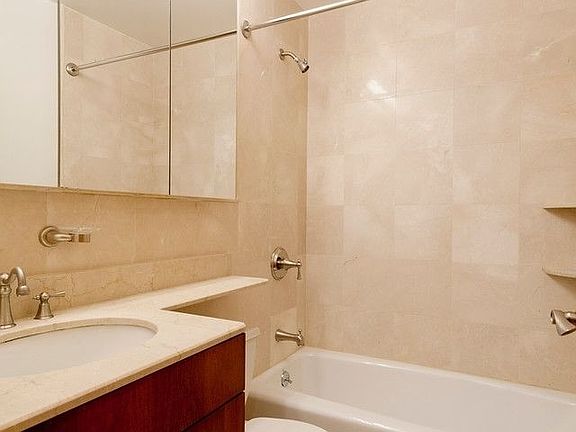 3rd image of 330 E 39th St APT 31R