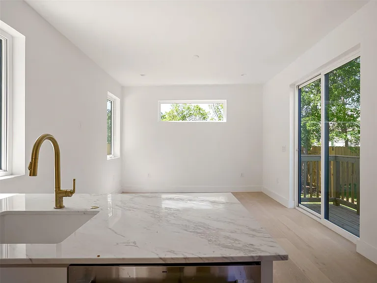 2609 Davis Ln #2 — Photo 10