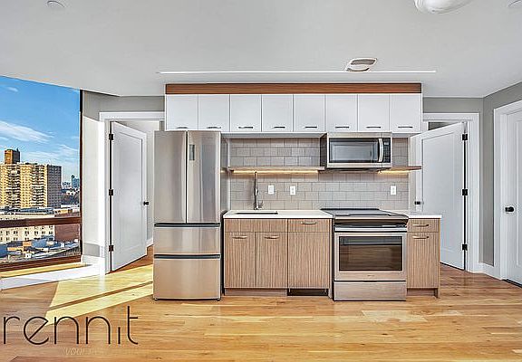 3rd image of 31 Debevoise St #10H