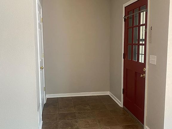 2nd image of 3611 Bishop Rd #1