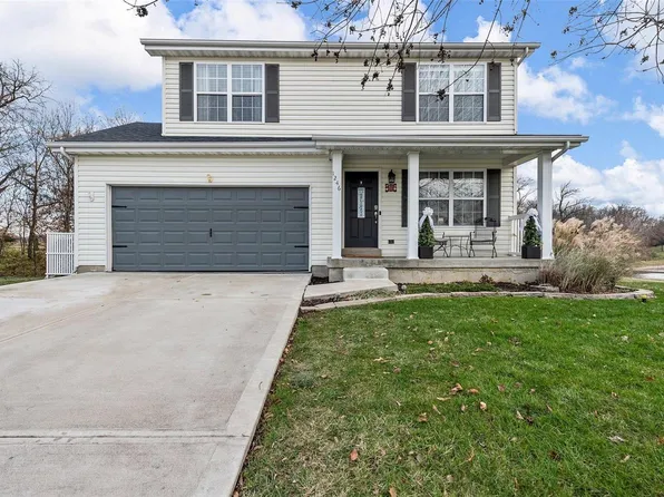 1246 Flintshire Ln, Lake Saint Louis, MO 63367