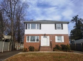 208 Park St, Westfield, NJ 07090