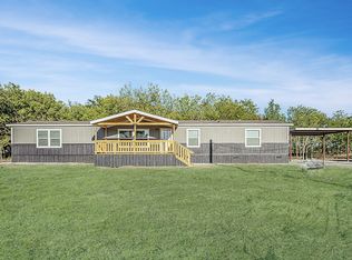 250 Tom Sawyer Ln, Decatur, TX 76234