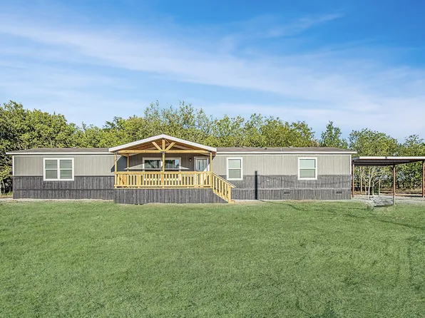 250 Tom Sawyer Ln, Decatur, TX 76234