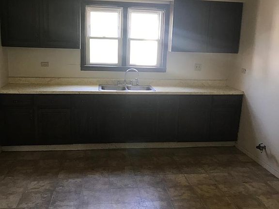 4th image of 3225 S Union Ave #5