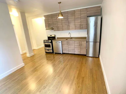 Rented by REAL New York | media 10