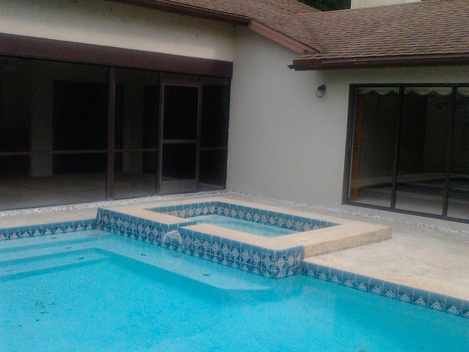 1st image of 13560 Avista Dr