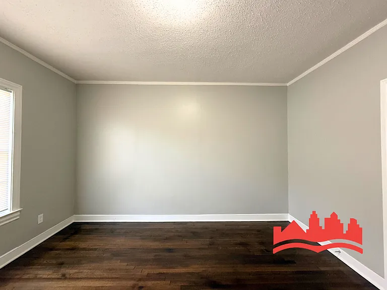 2244 Cypress Cir — Photo 14
