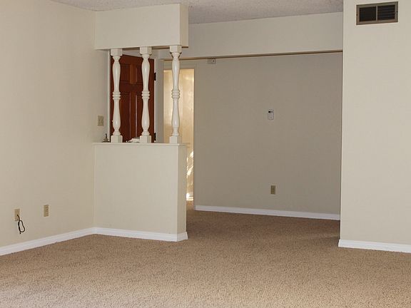 4th image of 6781 Rosefield Dr