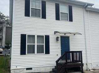 1 Cedarstone Rd, Morgantown, WV 26505