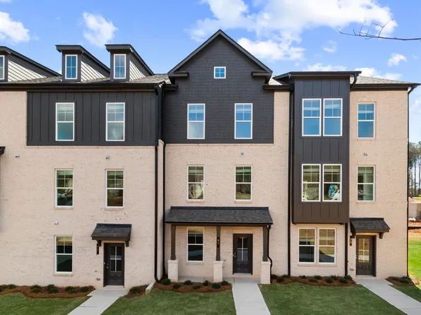 2612 Daybreak Ln, Newnan, GA 30265
