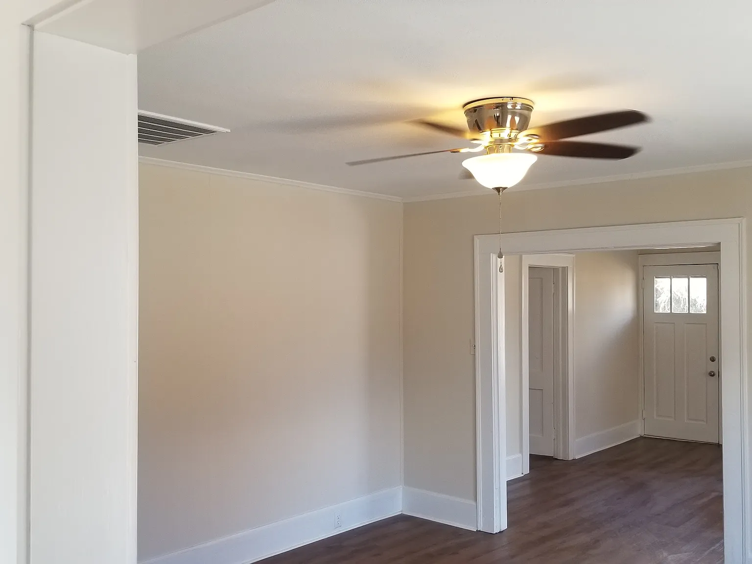 2 bed, 1120 sqft, $1,499 — Photo 3