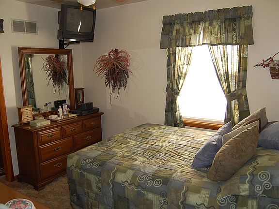 5th image of 3266 Quentin Dr